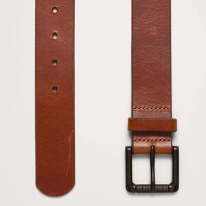 Banana Republic Tumbled Leather Belt in Cognac
NWOT